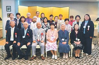 会員ら親睦深める　近畿県人会婦人部が総会
