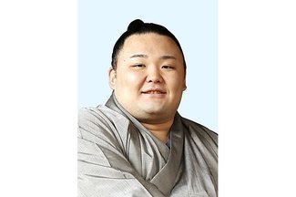 大関・朝乃山、来場所かど番　11月場所の負け越し決定