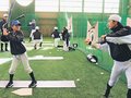 小矢部・石動高生にこつ学ぶ　学童軟式野球、３市選抜チーム
