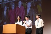 高岡を活性化するアイデアを発表する高校生