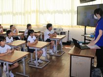 認知症の人に「優しく声を」　魚津・経田小児童、接し方学ぶ