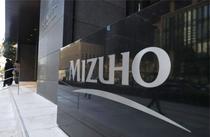 みずほ事務５千人分ＡＩに