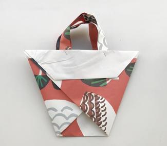 ５分で完成！富山もようでミニバッグ作り