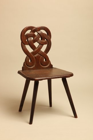 響き合う創造と創造/ 『椅子』(オーストリア、19世紀初頭・静岡市立芹沢銈介美術館所蔵)【富山県美術館・art report (22)】