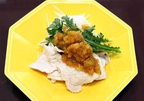 新玉ネギとゆで豚のおろししょうゆがけ