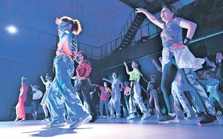 元気呼ぶディスコダンス　６月１日、氷見でチャリティー企画