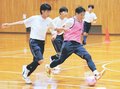 今年こそフットサル日本一！　２３年８位の富山高等支援学校、１１月の全国大会へ練習励む