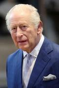 チャールズ国王、がん治療軽減へ