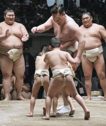 白鵬杯が来年２月、東京で開催へ