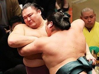 朝乃山６連勝、単独トップ　大相撲初場所６日目