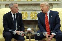 カナダが広告「謝罪」と米大統領