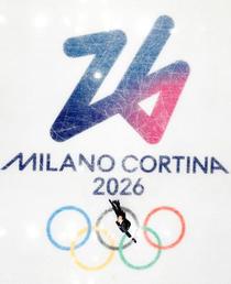 鍵山、練習で４回転フリップ着氷