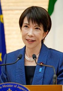 首相、食料品の消費税ゼロを検討