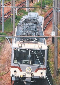 富山地鉄本線の一部、廃止判断先送り要請へ　県と沿線自治体が運行費支援　