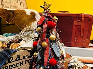 SDGs★古着を使ってDIY♪クリスマスツリーを作ろう‼︎【子どもと楽しむ　片付け＆DIY術（14）】