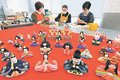 桃の節句、心待ち　とやま土人形工房、制作最盛期
