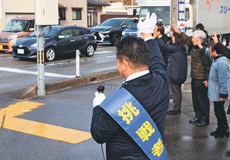 各陣営、早くも臨戦態勢　解散固まり初の週末、街頭演説やあいさつ回り