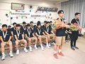 総体３位たたえる　氷見男子ハンド部帰校報告会