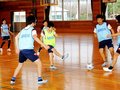 カターレ選手とサッカー楽しむ　富山・神明小