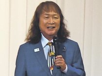 笑いは健康のもと　となみ政経懇話会、山田たかおさんトーク