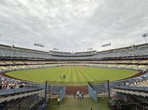 ドジャース開幕戦、朝９時半