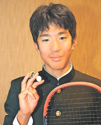 カラフル<br />ネット碁「幽玄の間」七段・光地智彦さん