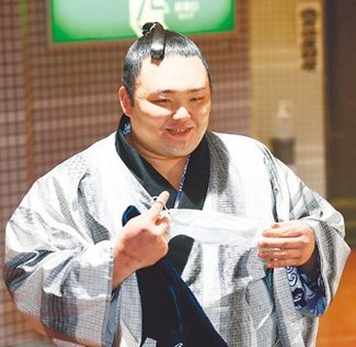 開花 富山の大器　朝乃山が大関確実　明るいニュース届けたかった