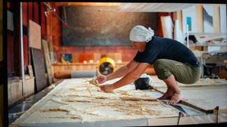 フィナーレは２部作、黄金色の景観と月夜を表現　【万博連載「大阪・関西万博　和紙アート立山から世界へ」＜７＞「富山」前編】