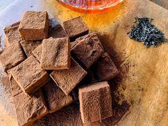 ちょっぴり大人気分♪　紅茶香る生チョコ【休日のレシピ(132)】