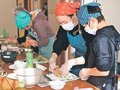 恵方巻き作り「１年の幸運」願う　富山・畑中公民館で住民１１人