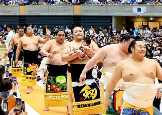 朝乃山も登場！ ４月６日の富山場所目前、巡業をより楽しむこつ