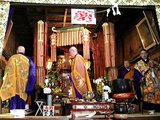 秘仏本尊薬師如来が３０年ぶりに開帳された＝富山市婦中町長沢