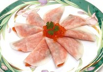 カブのスモークサーモン挟み