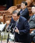 首相、経済対策は赤字国債に慎重