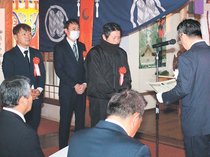 大漁と安全祈願　黒部市漁業祭