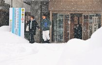 衆院選受け県民、首相の強い指導力期待　比例当選の田畑氏へ苦言・投票断念し大雪に恨み節