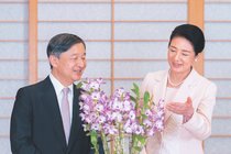 天皇陛下６５歳　戦後８０年、平和へ思い