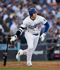ドジャース先勝、大谷は２安打