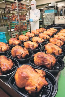 こんがり香ばしく　富山、Ｘマス向けチキン