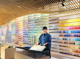 　多彩な顔料が並ぶ「ＰＩＧＭＥＮＴ　ＴＯＫＹＯ」＝東京都品川区