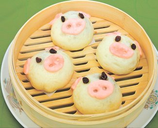 親子でクッキング<br />豚まん