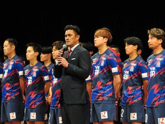 カターレＪ２昇格で熱気<br />景色を変えた激闘