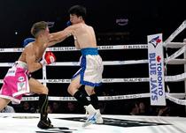 大リーグ、ブルージェイズが広告