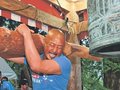 鐘つき競い合う　氷見市のごんごん祭り、静岡の吉田さん３連覇