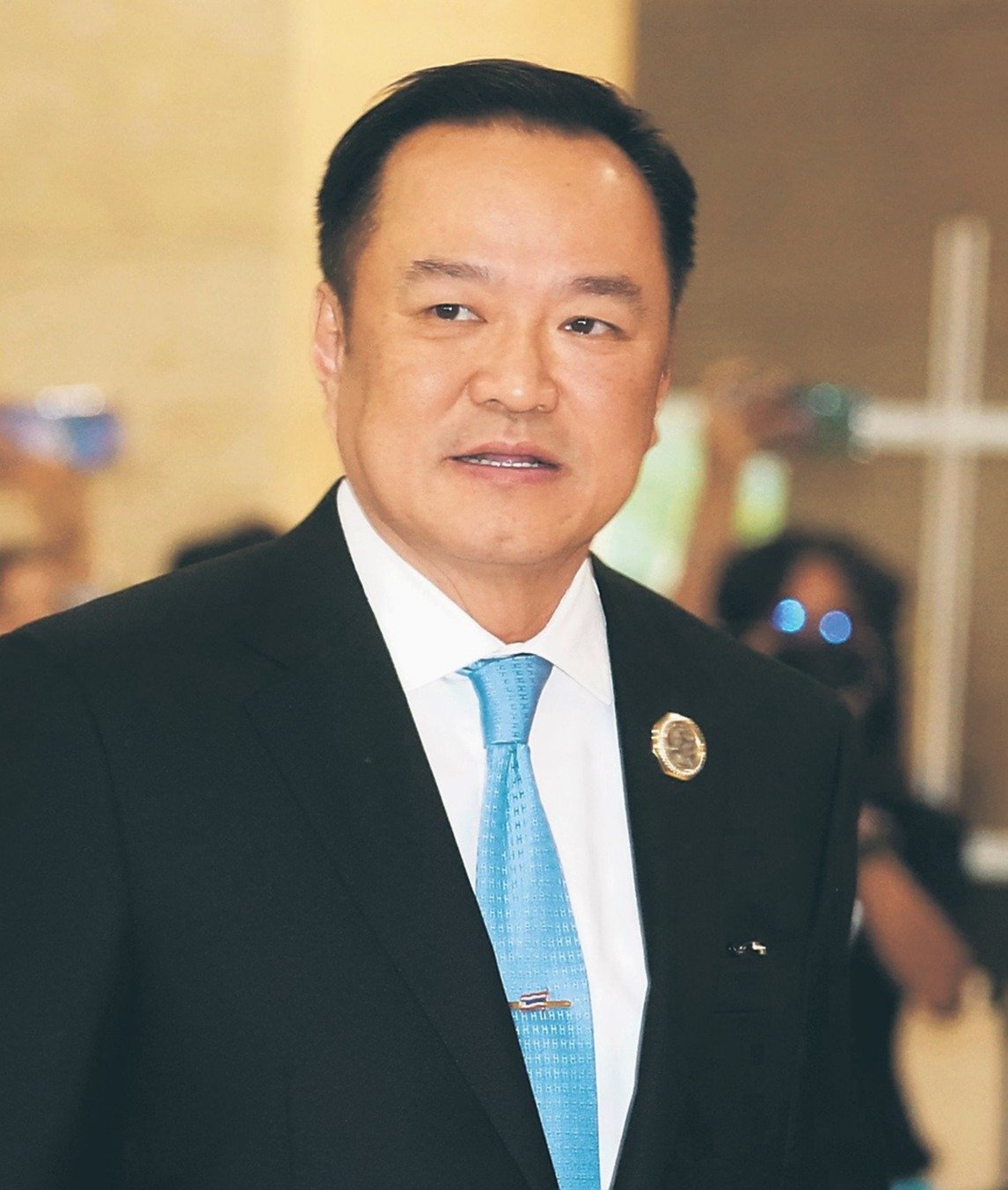 タイ首相にアヌティン氏、政権交代 解散を約束 タクシン氏、ドバイへ出国｜北日本新聞webunプラス