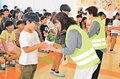 思いやりの心育んで　富山・大庄小で「人権の花」伝達式