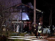 富山の倉庫で火災　けが人なし