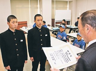 朝間野球氷見５月１７日から　市野球協会総会
