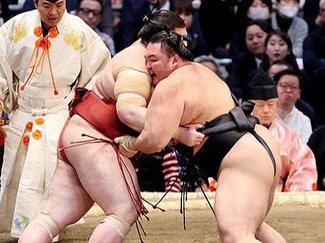 朝乃山、詰め甘く連敗　大相撲春場所６日目