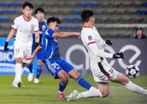 町田首位通過、神戸敗れる